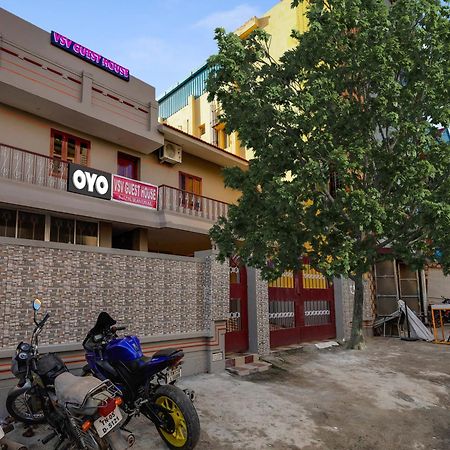 Super Hotel O Vsv Guest House Maduravoyal Ченнаи Экстерьер фото