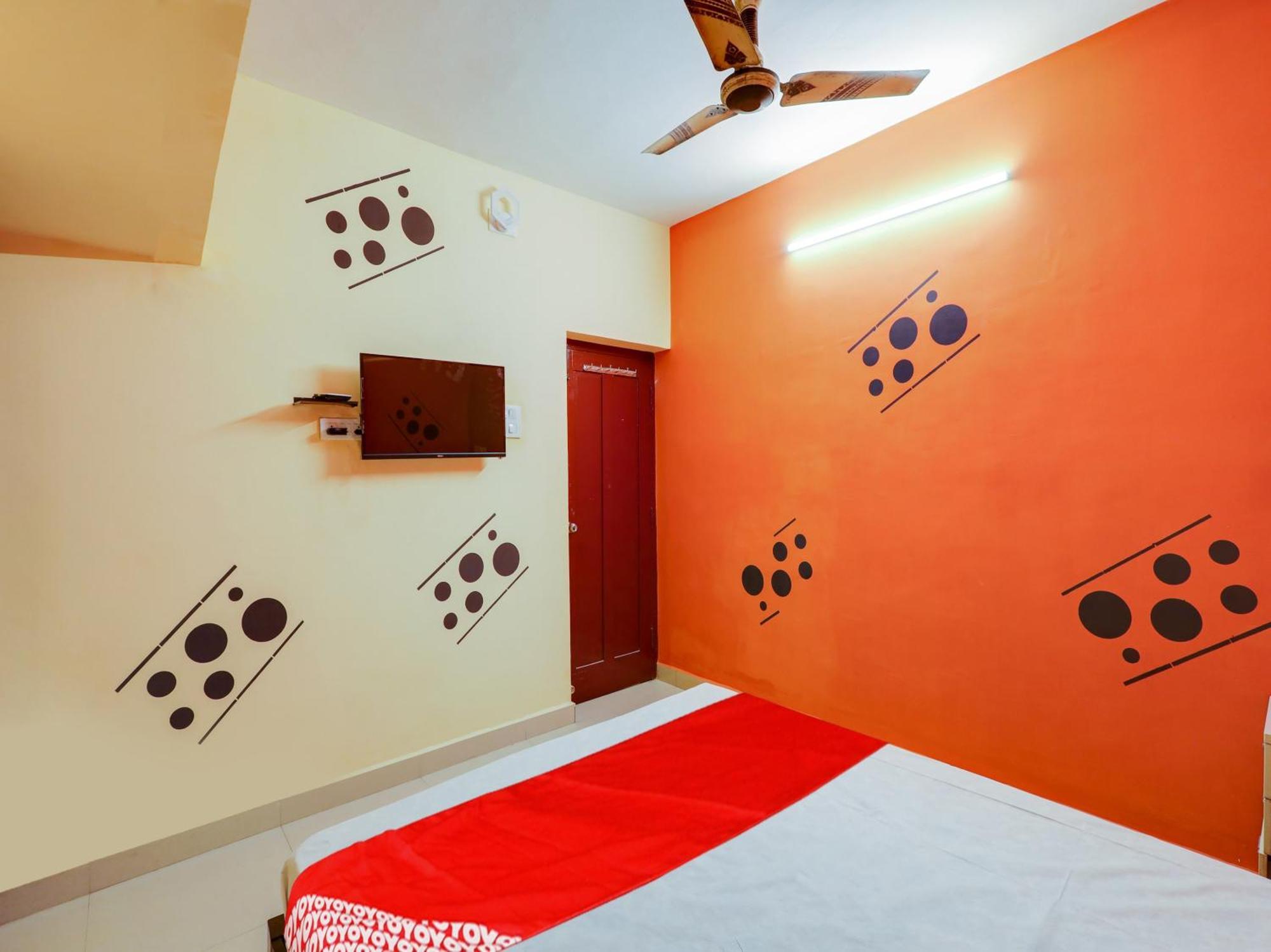 Super Hotel O Vsv Guest House Maduravoyal Ченнаи Экстерьер фото